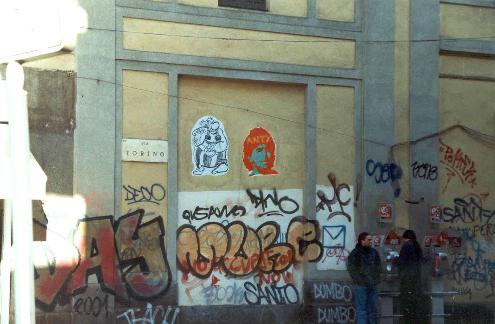 VARIOUS BOMBS  VIA TORINO 2004
